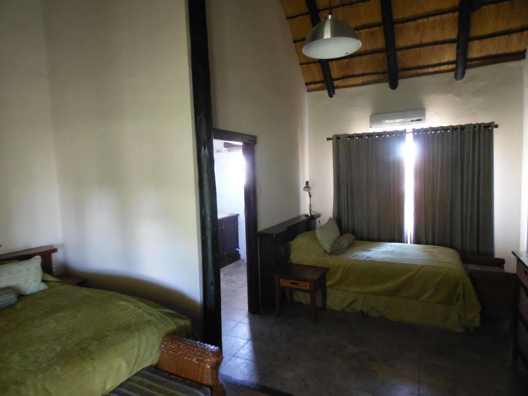 La Rochelle Lodge Окаукуэджо Экстерьер фото